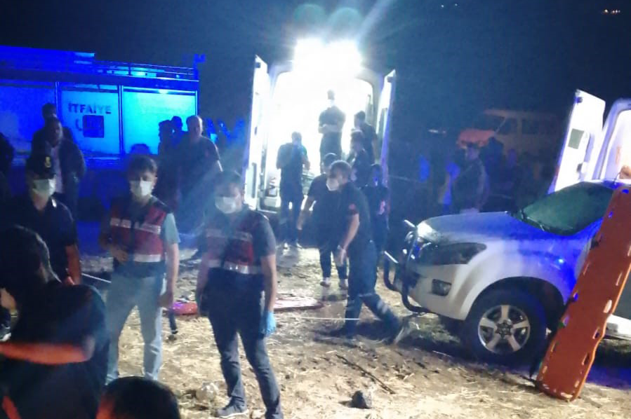 Diyarbakır'ın Çermik ilçesinde temizlemek için girdikleri su kuyusunda zehirlenen 4
