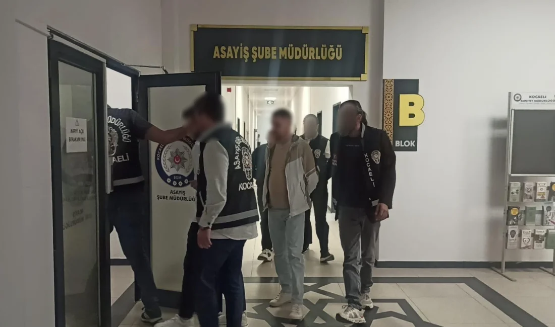 Kocaeli'nin Derince ilçesinde meydana gelen oto hırsızlığı olayını gerçekleştirdiği değerlendirilen
