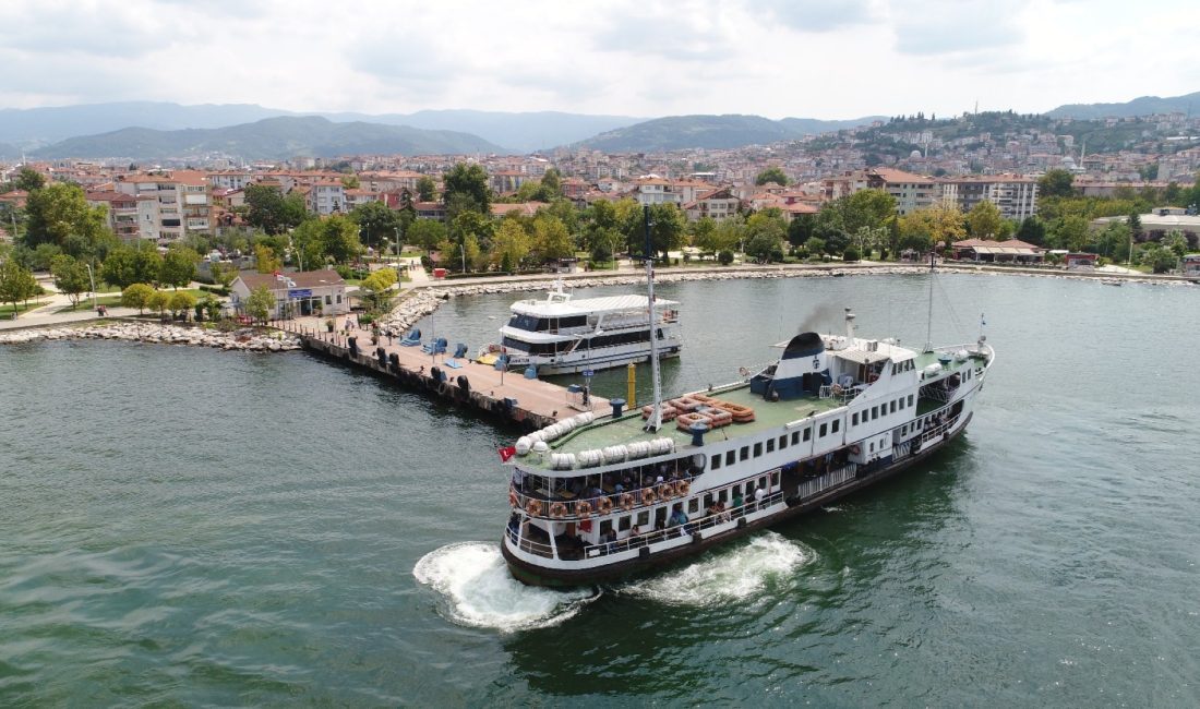 Kocaeli Büyükşehir Belediyesi, vapur seferlerinde kış tarifesine geçiyor. Sefer sayıları