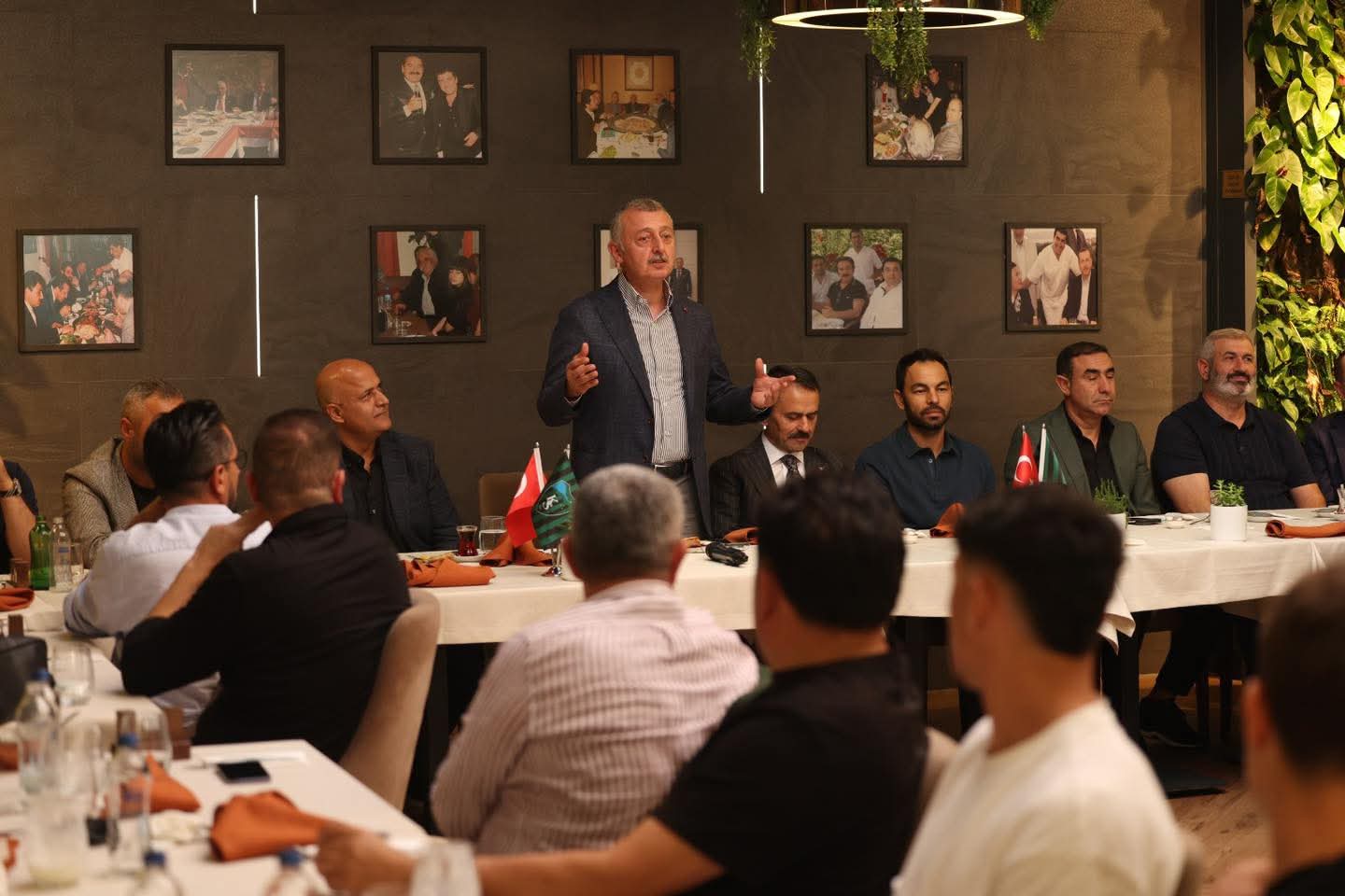 Vali İlhami Aktaş ve Kocaeli Büyükşehir Belediye Başkanı Doç.Dr.Tahir Büyükakın,