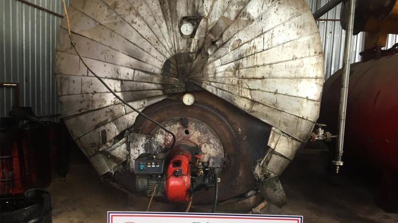 Kocaeli'nin Gebze ilçesinde 6 bin litre kaçak akaryakıt ele geçirildi.