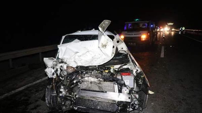 Çevredekilerin ihbarı üzerine olay yerine 112 Acil Servis, itfaiye ve