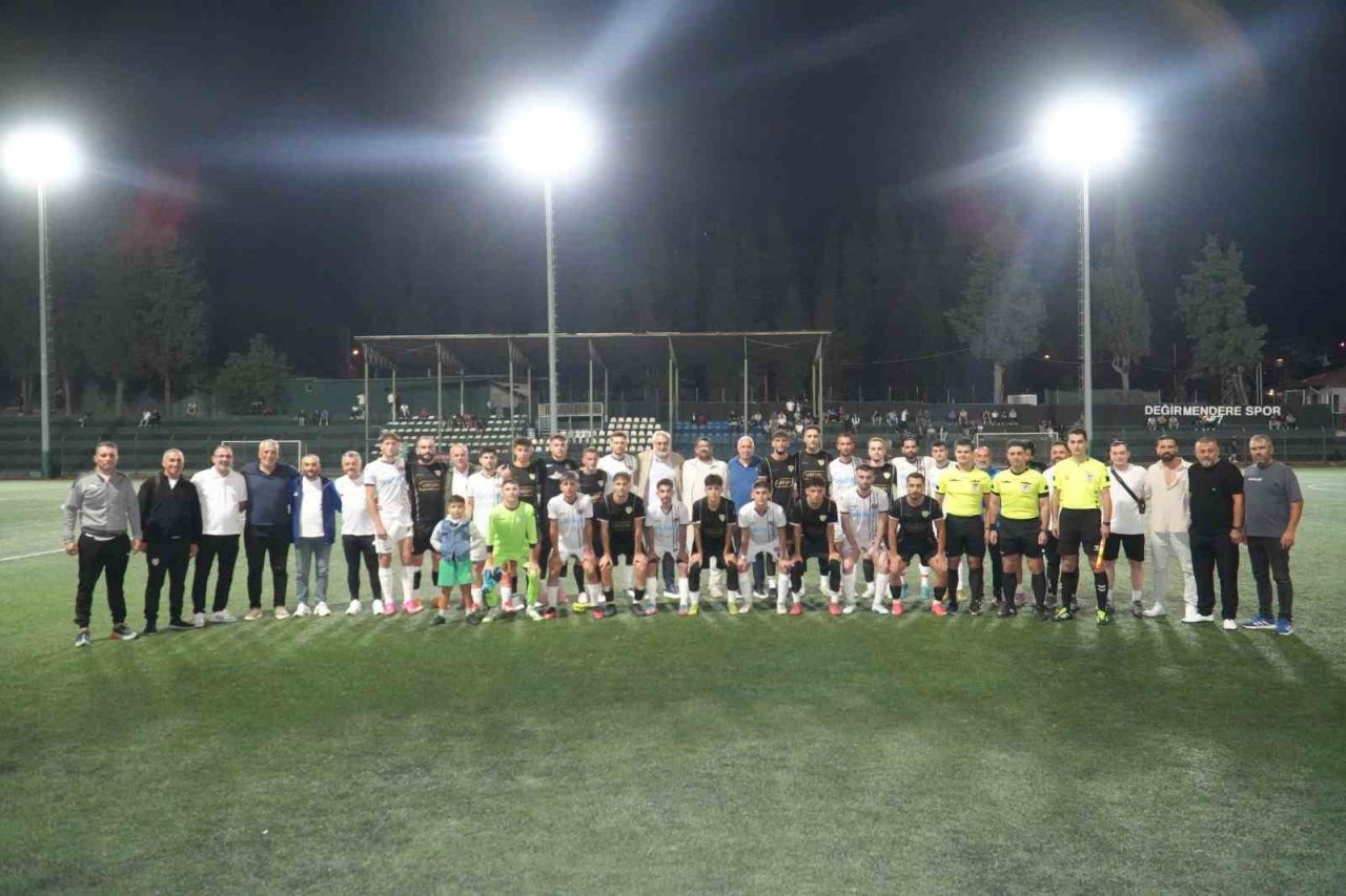 Gölcük Belediyesi 11. Başkanlık Kupası Futbol Turnuvası, Değirmendere Stadı’nda oynanan