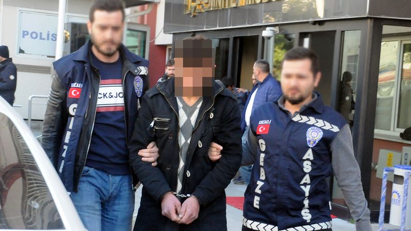 Kocaeli'nin Gebze ilçesinde bekçilerin dikkati sayesinde 83 bin lira değerinde