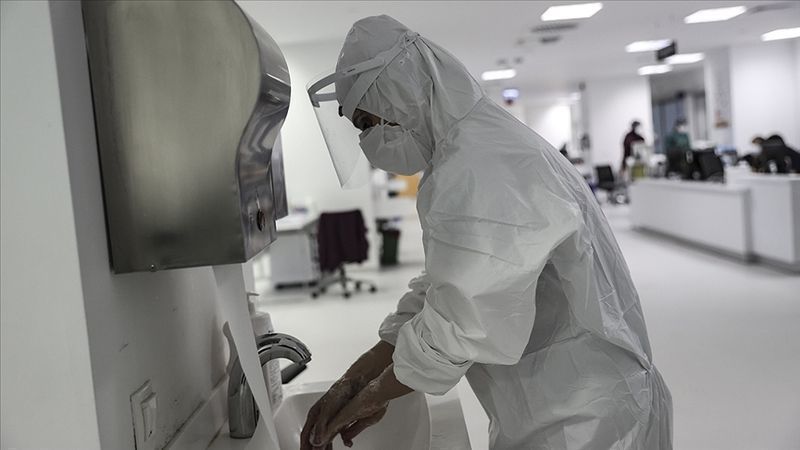 Türkiye'de son 24 saatte 243 bin 648 Kovid-19 testi yapıldı,
