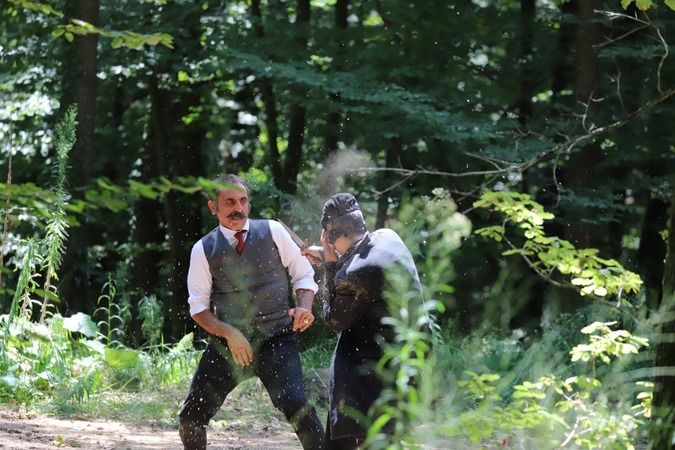 TRT’nin sevilen dizisi “Payitaht Abdülhamid” yeni sezona Ormanya’da hazırlandı.