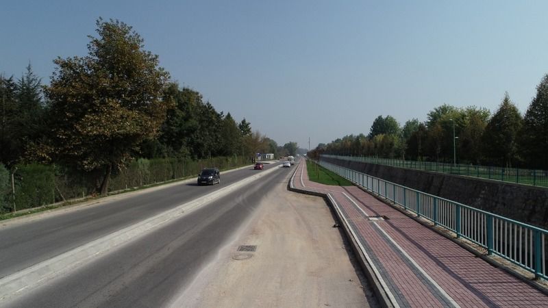 Kartepe Köseköy Sakıp Sabancı Caddesi genişletilerek yenilendi.