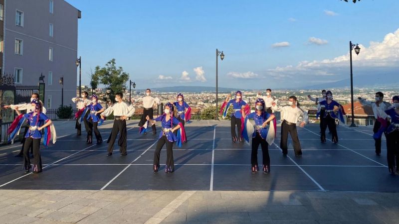İzmit Belediyesi koronavirüs günlerine denk gelen 28 Haziran İzmit’in düşman