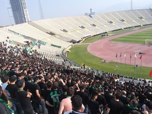 Dün İzmir Atatürk Stadı'nda oynanan ve Karşıyaka'nın 1-0 galibiyetiyle tamamlanan