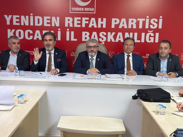  Yeniden Refah Partisi Kocaeli il Başkanı Ahmet Emre Aydın;