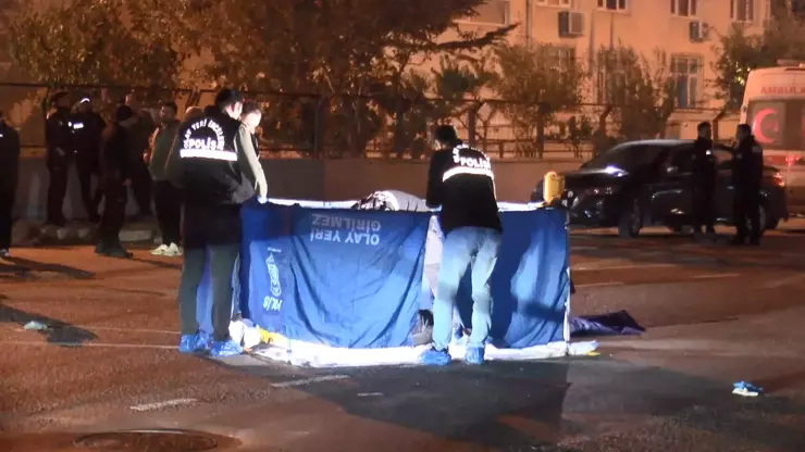 Arnavuköy'de, gece saatlerinde kimliği belirsiz kişi ya da kişilerce, caddede