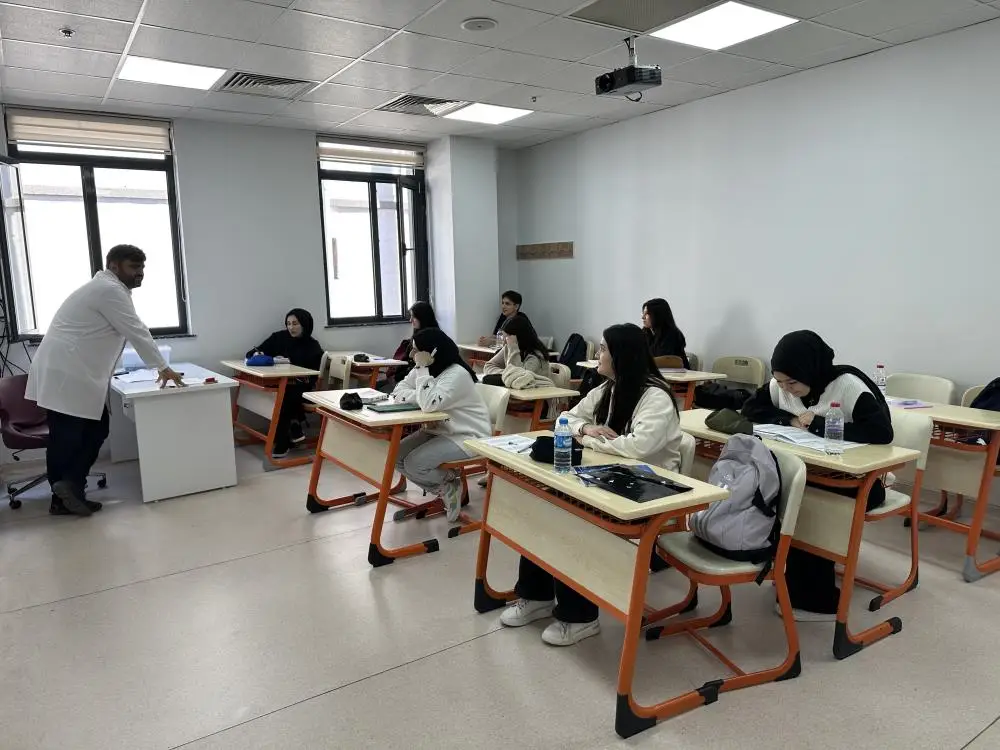 Çayırova Belediyesi’nin eğitime verdiği destek kapsamında hayata geçirilen kurslar, her