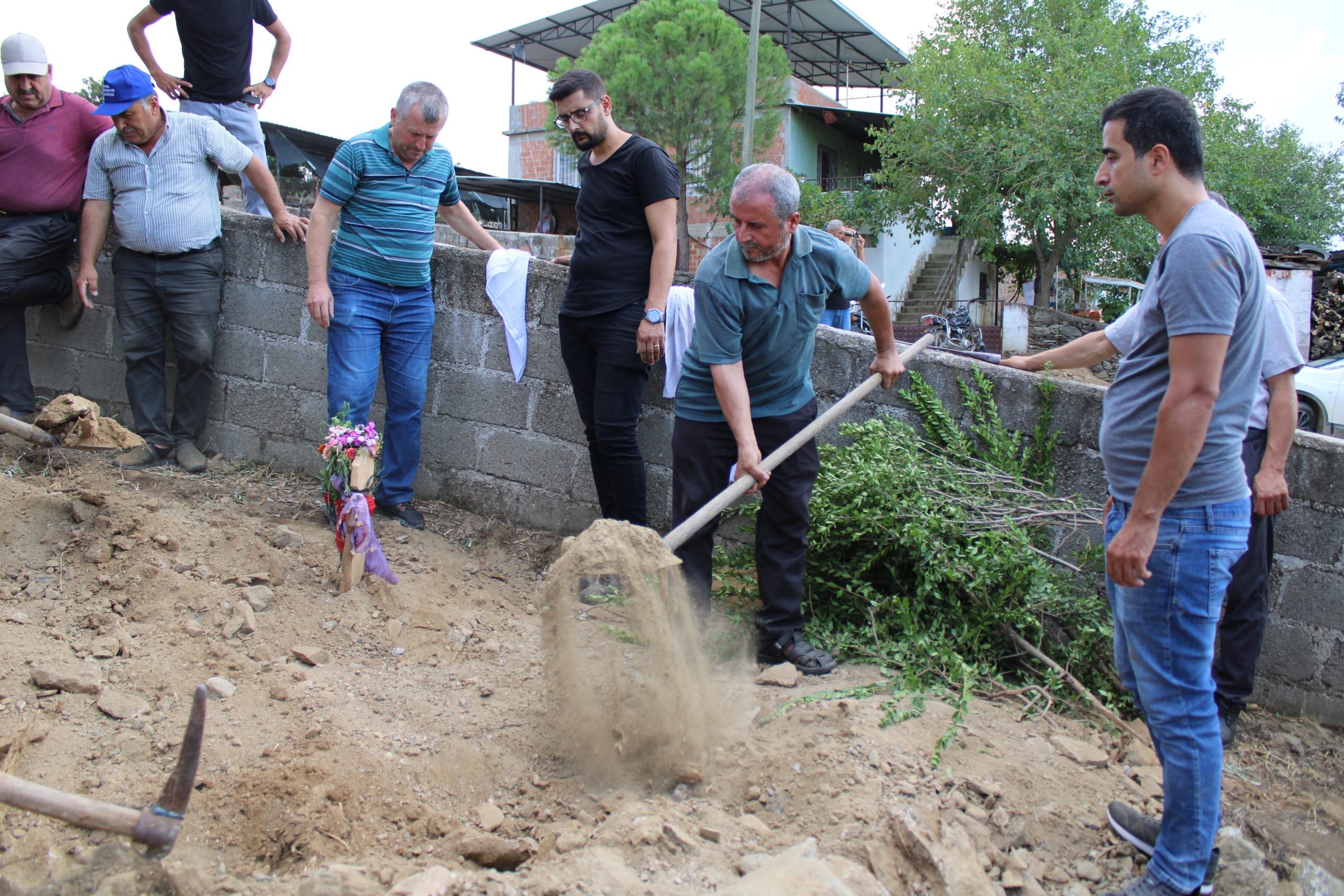 eşinin