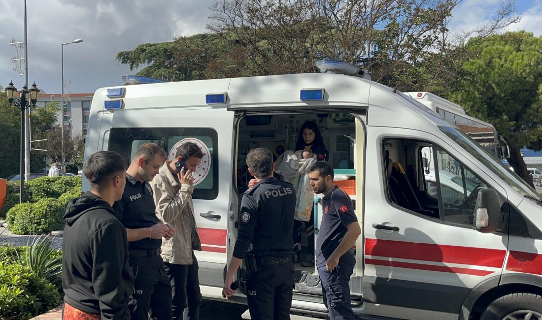 Tekirdağ Çorlu'da annesi tarafından sokağa terk edildiği öne sürülen 2