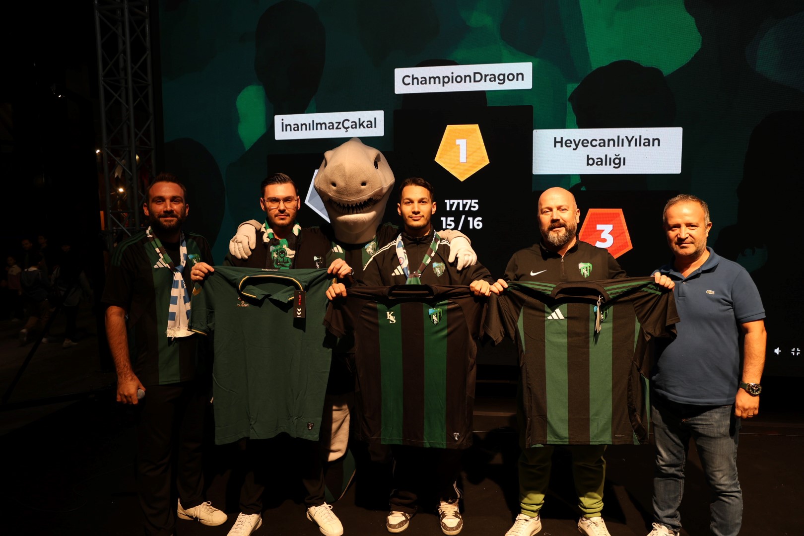 7’den 70’e herkesi ağırlayan Uluslararası 15. Kocaeli Kitap Fuarı’nda Kocaelispor