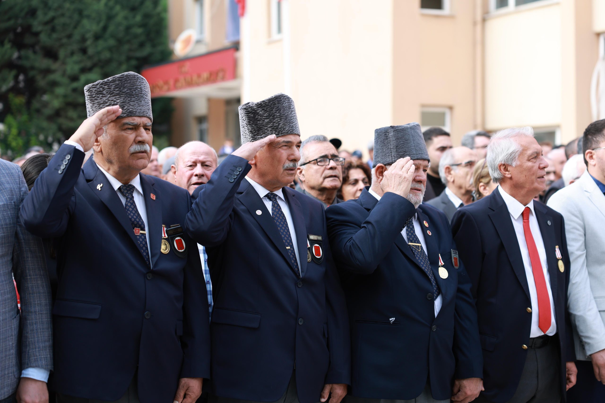 Cumhuriyet Bayramı’nın 102. yıl dönümü kapsamında Derince’de düzenlenen programlar Atatürk