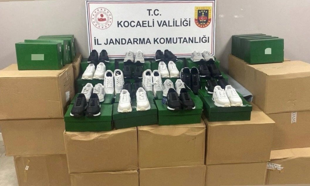 Kocaeli İl Jandarma Komutanlığı ekipleri, Gölcük’te gerçekleştirdikleri operasyonla piyasa değeri