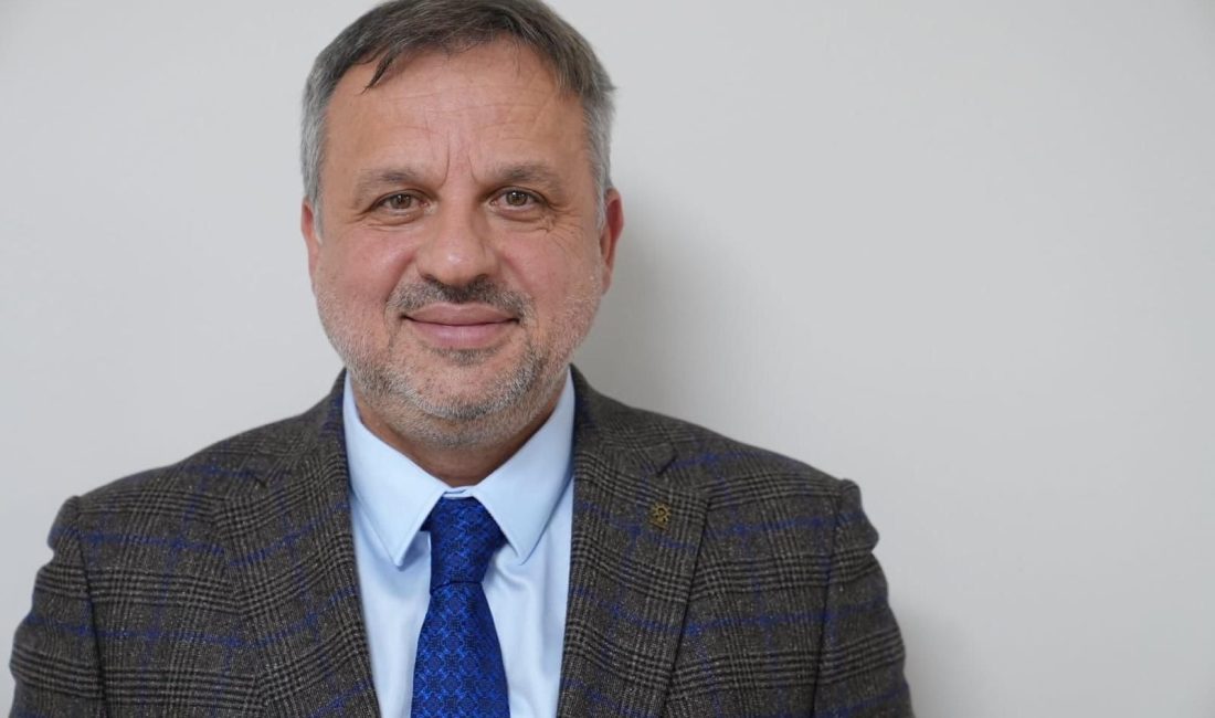 AK Parti İzmit İlçe Başkanı Halil Güngör Dokuzlar, açıklanan anket