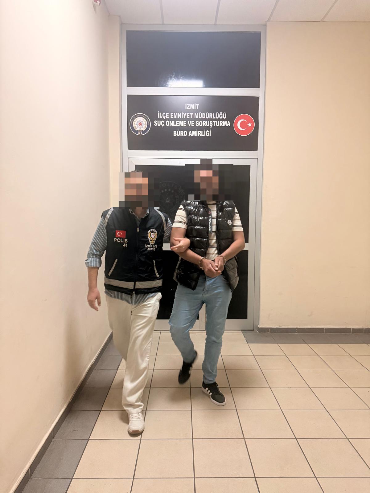 Kocaeli’de polis ekiplerinin titiz çalışmaları sonucu, hırsızlık suçundan aranması bulunan