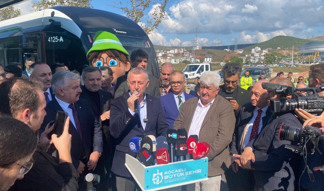 Kocaeli Büyükşehir Belediyesi, kentin ulaşım ağını güçlendiren Alikahya–Stadyum tramvay hattında