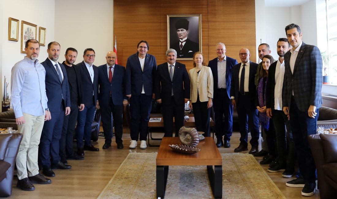 Lastik-İş Sendikası Genel Başkanı Alaaddin Sarı, sendikanın uluslararası üst örgütü