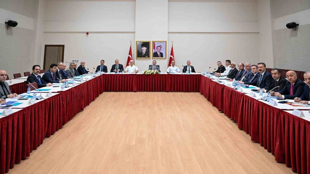 gözaltı