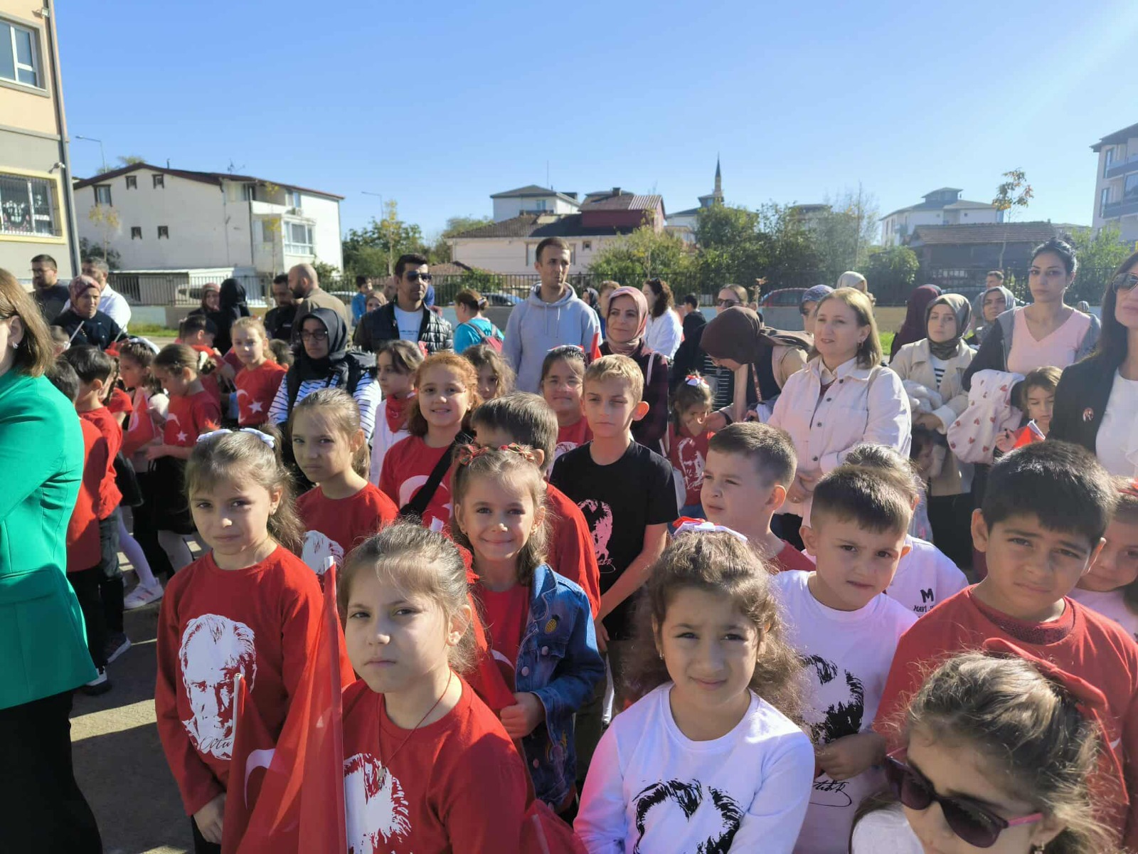Şehit İskender Ercan İlkokulu öğrencileri, Cumhuriyet’in 102. yılını coşku dolu