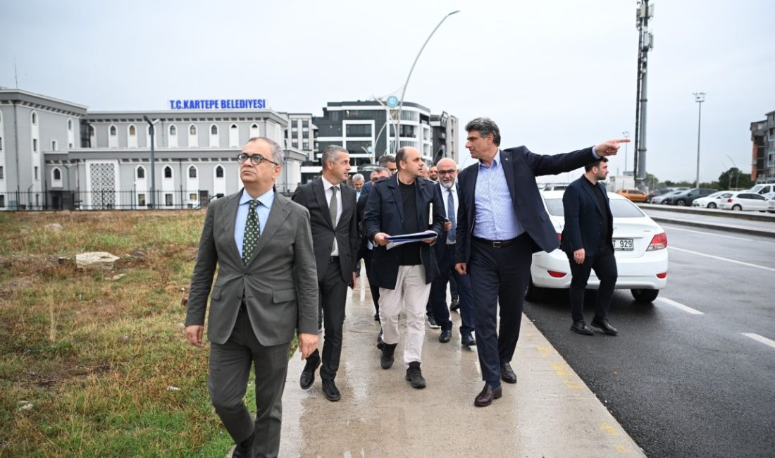Kartepe’nin geleceğini şekillendirecek yatırımların detayları yerinde incelendi. Kocaeli Büyükşehir Belediyesi’nin