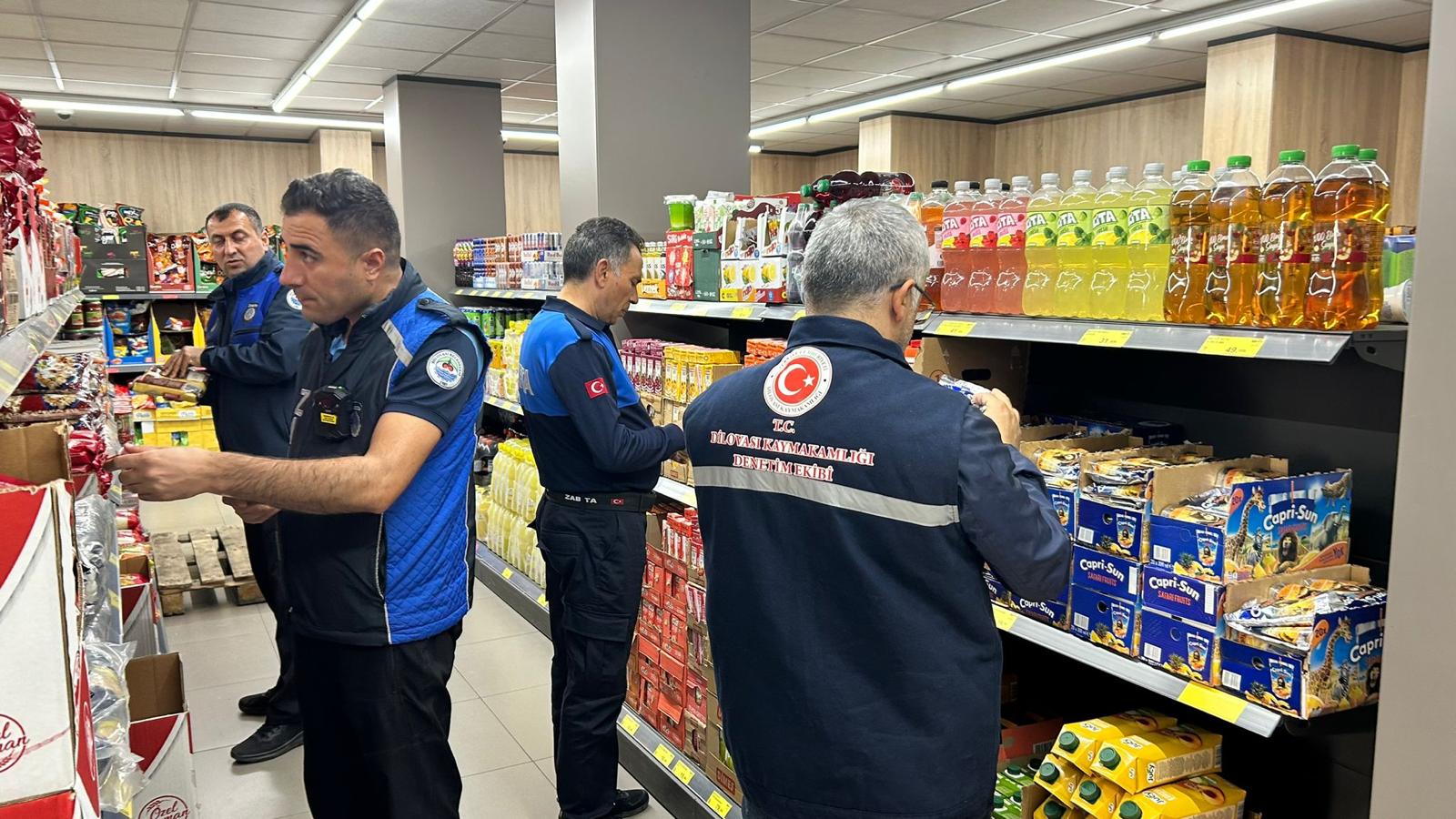 Dilovası Belediyesi Zabıta Müdürlüğü ekipleri, ilçe genelinde faaliyet gösteren market