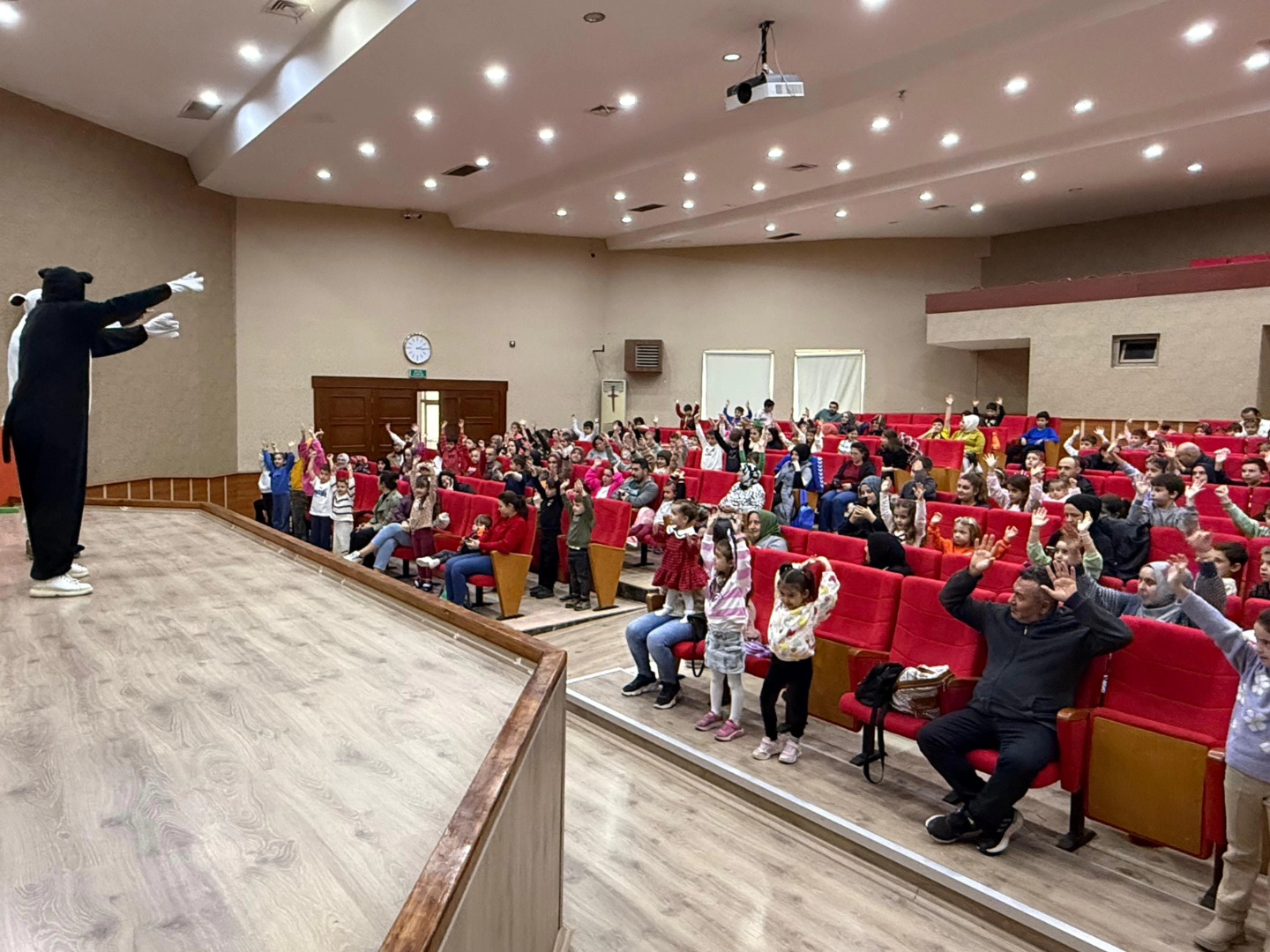 Gölcük Belediyesi’nin; 2025-2026 eğitim-öğretim yılının ilk ara tatilinde öğrencilere yönelik