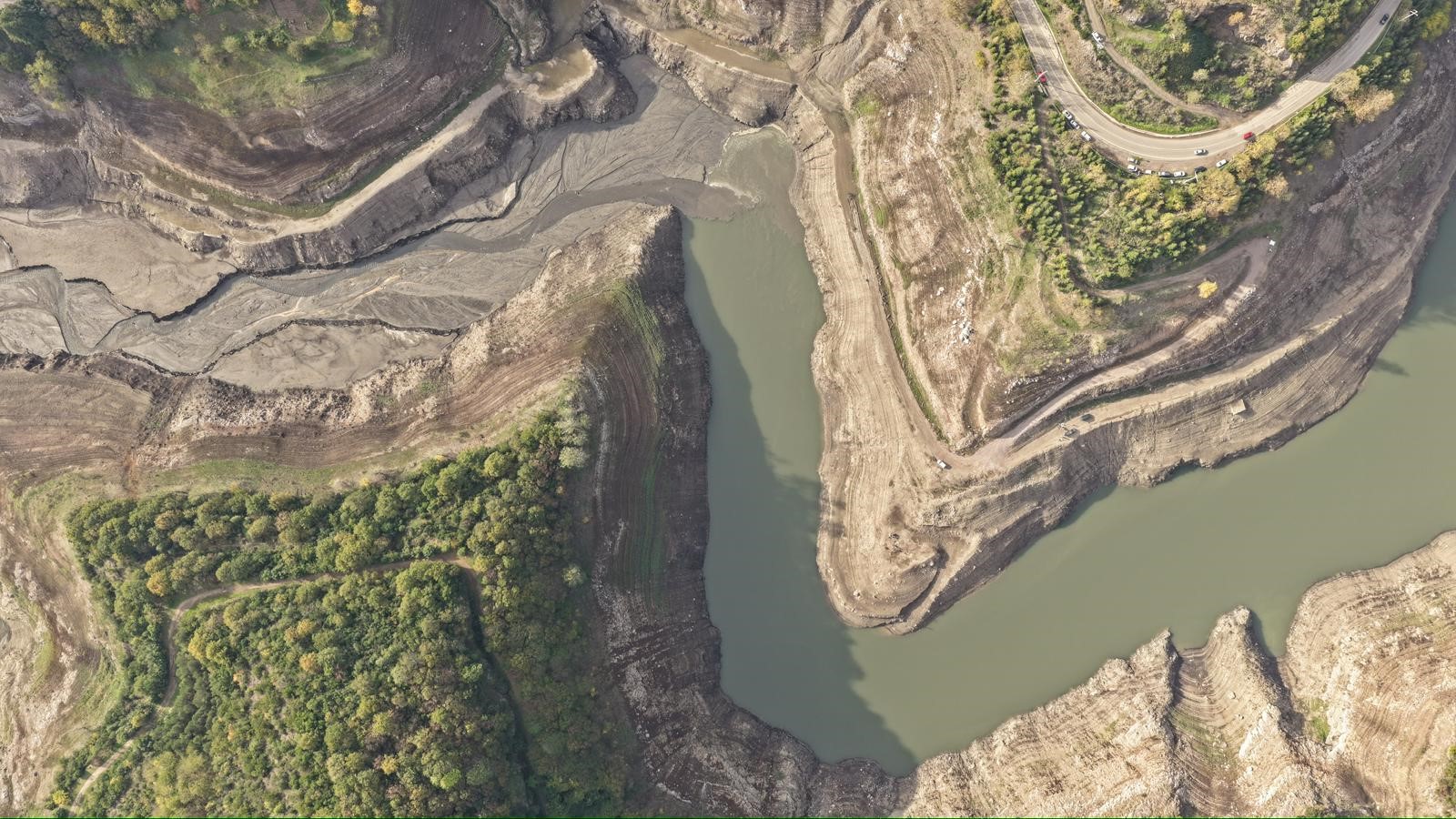 Kocaeli'nin içme suyu ihtiyacının önemli bir bölümünü karşılayan Yuvacık Barajı'nda