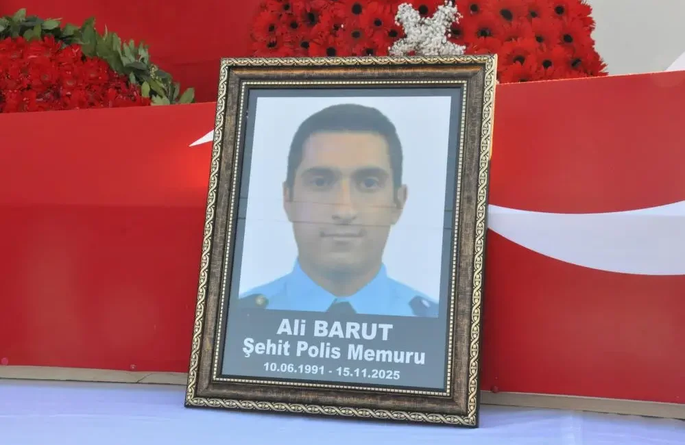 Manisa’nın Alaşehir ilçesinde görevi başındayken geçirdiği trafik kazasında şehit olan