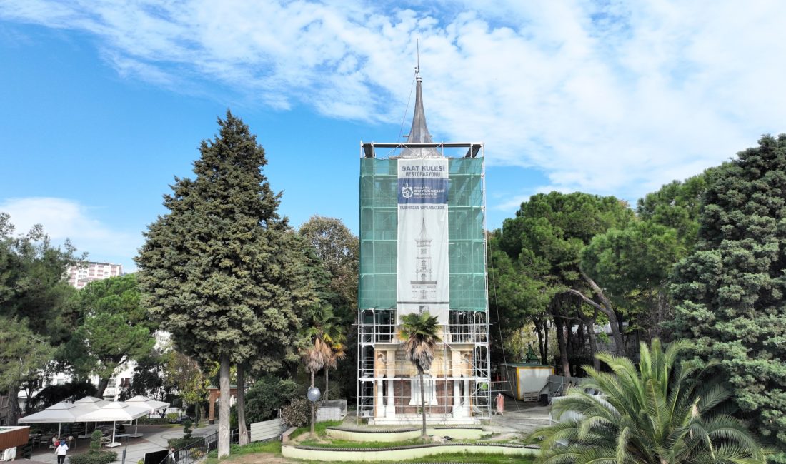 Kocaeli Büyükşehir Belediyesi, kentin 125 yıllık sembol yapısı olan İzmit