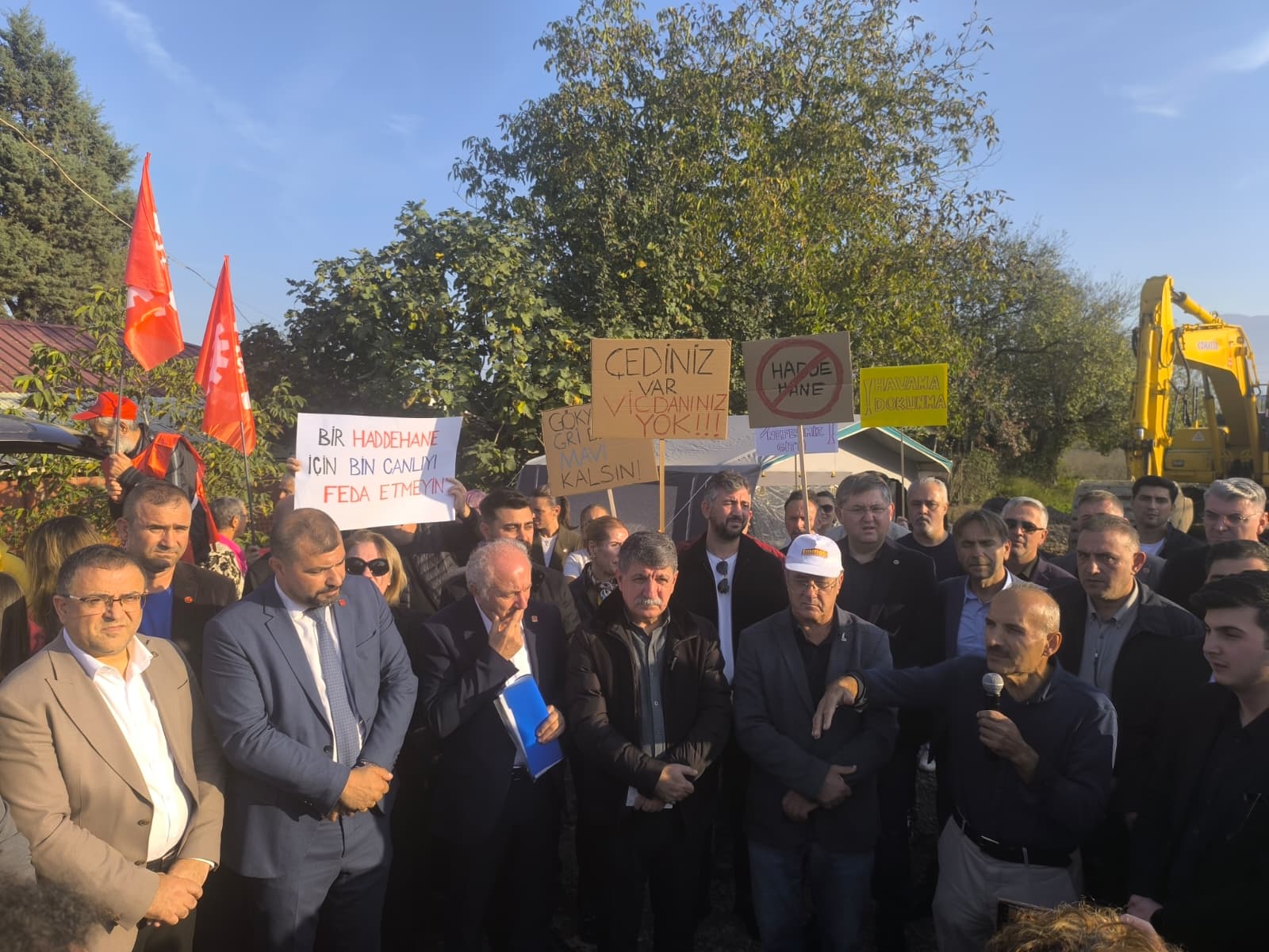 CHP’li milletvekilleri, belediye başkanları ve il örgütü Kartepelilerle bir araya