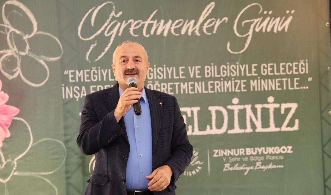 Gebze Belediye Başkanı Zinnur Büyükgöz, 24 Kasım Öğretmenler Günü münasebetiyle
