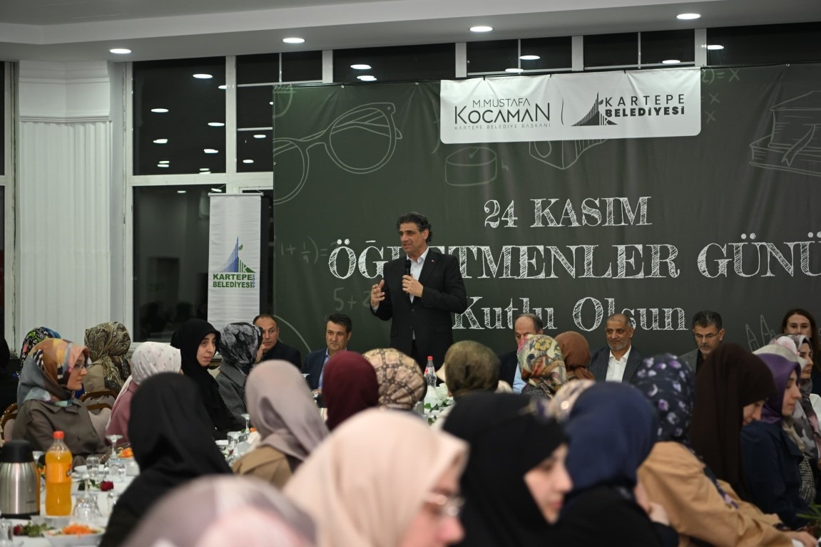 Kartepe’de görev yapan Kuran kursu öğreticileri, Öğretmenler Günü vesilesiyle düzenlenen
