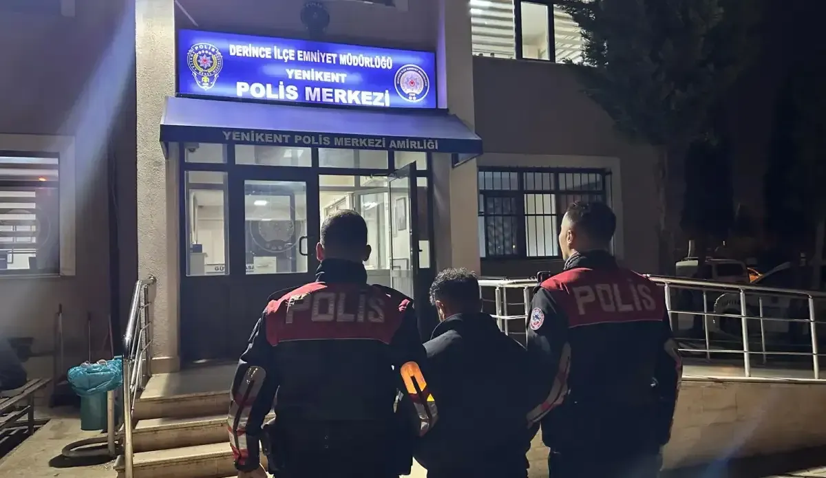Derince ilçesinde polis ekiplerinin şüphe üzerine durdurduğu bir şahsın üzerinden