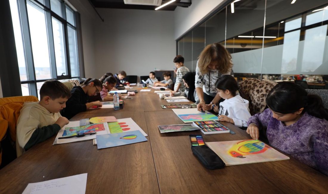 Başiskele Belediyesi, her yaştan vatandaşa yönelik kurs ve eğitim programlarıyla
