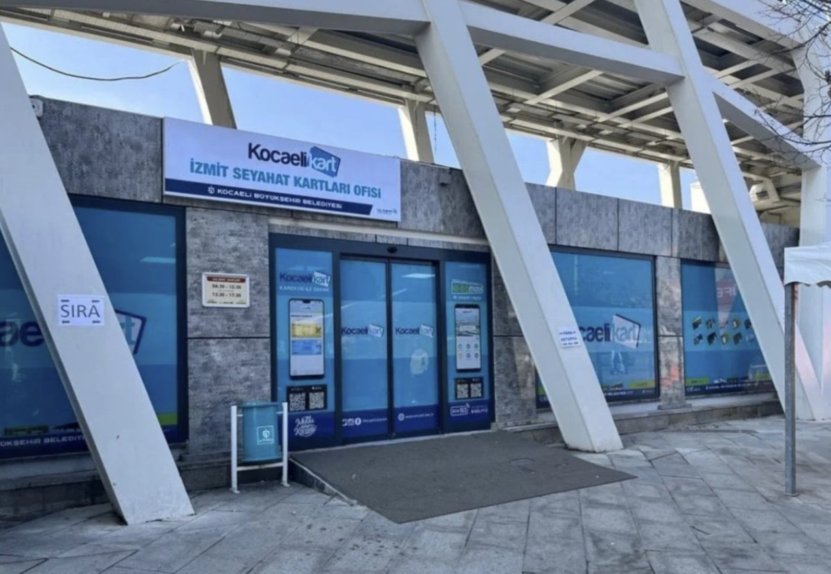 Kocaeli Büyükşehir Belediyesi’nin 2026 yılı gelir tarifesi mecliste kabul edildi.
