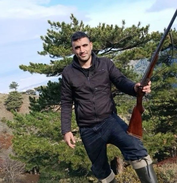 Denizli’nin Babadağ ilçesinde iki kişi arasında başlayan sözlü tartışma kısa