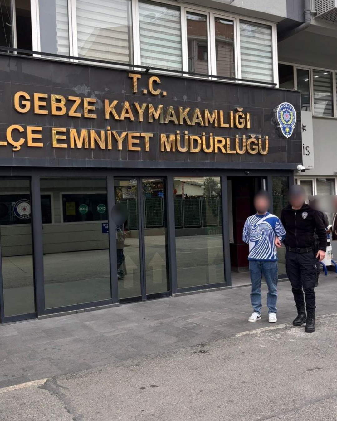 Kocaeli İl Emniyet Müdürlüğü ekiplerinin düzenlediği operasyonda, uyuşturucu ticareti suçundan