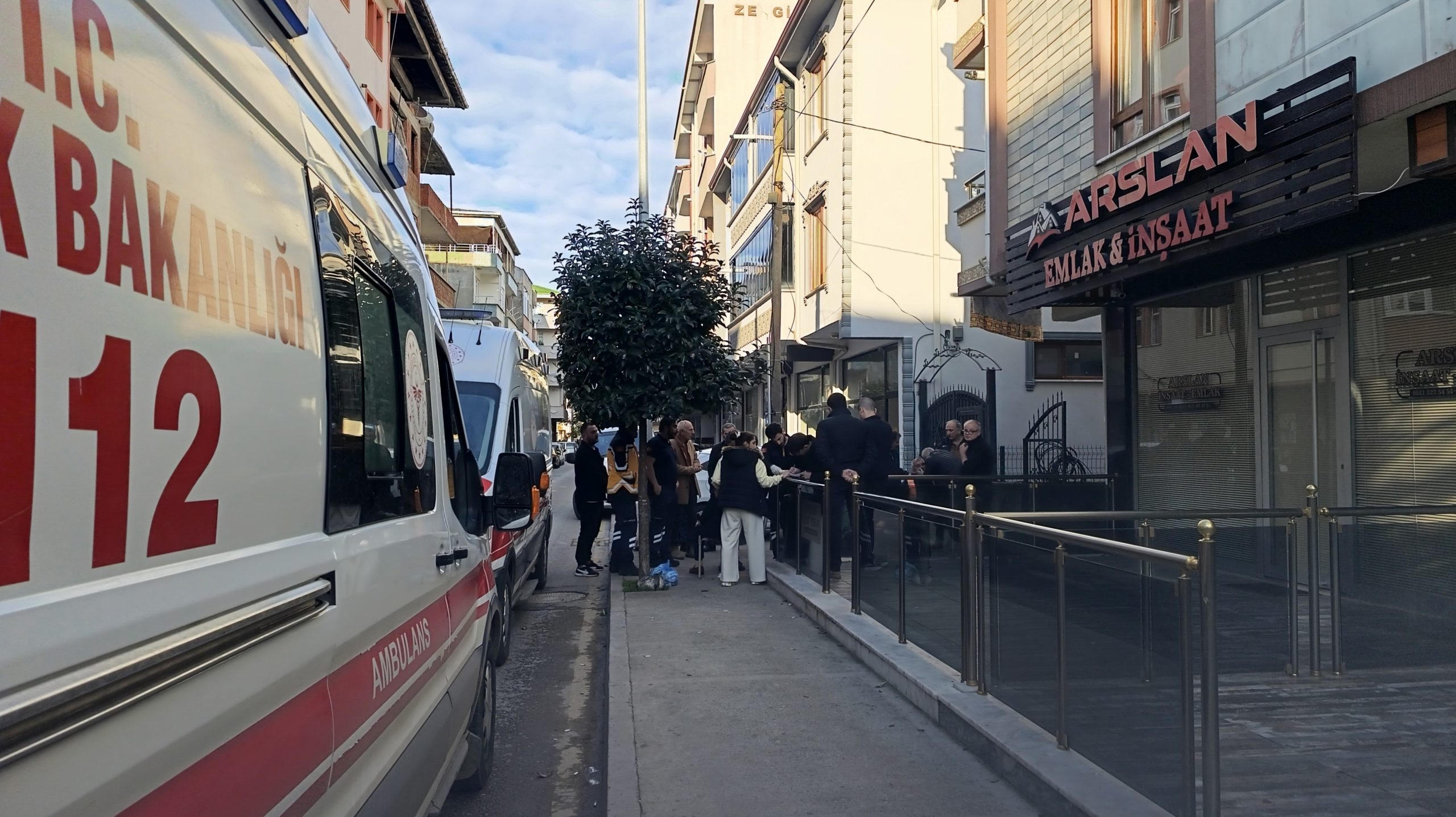 ÖLÜ
