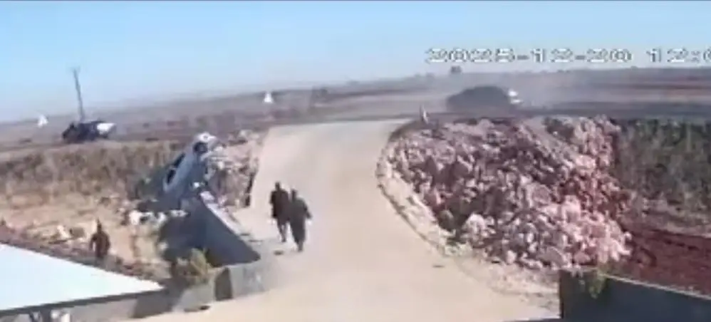 Şanlıurfa’nın Bozova ilçesinde iki otomobilin çarpışması sonucu 5 kişi yaralandı.
