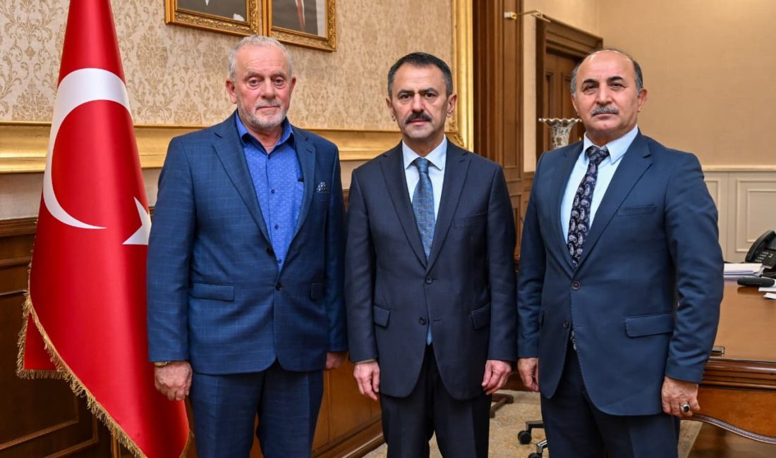 Aksa Camii Yaptırma ve Yaşatma Derneği Başkanı Hasan Ateşoğlu ile