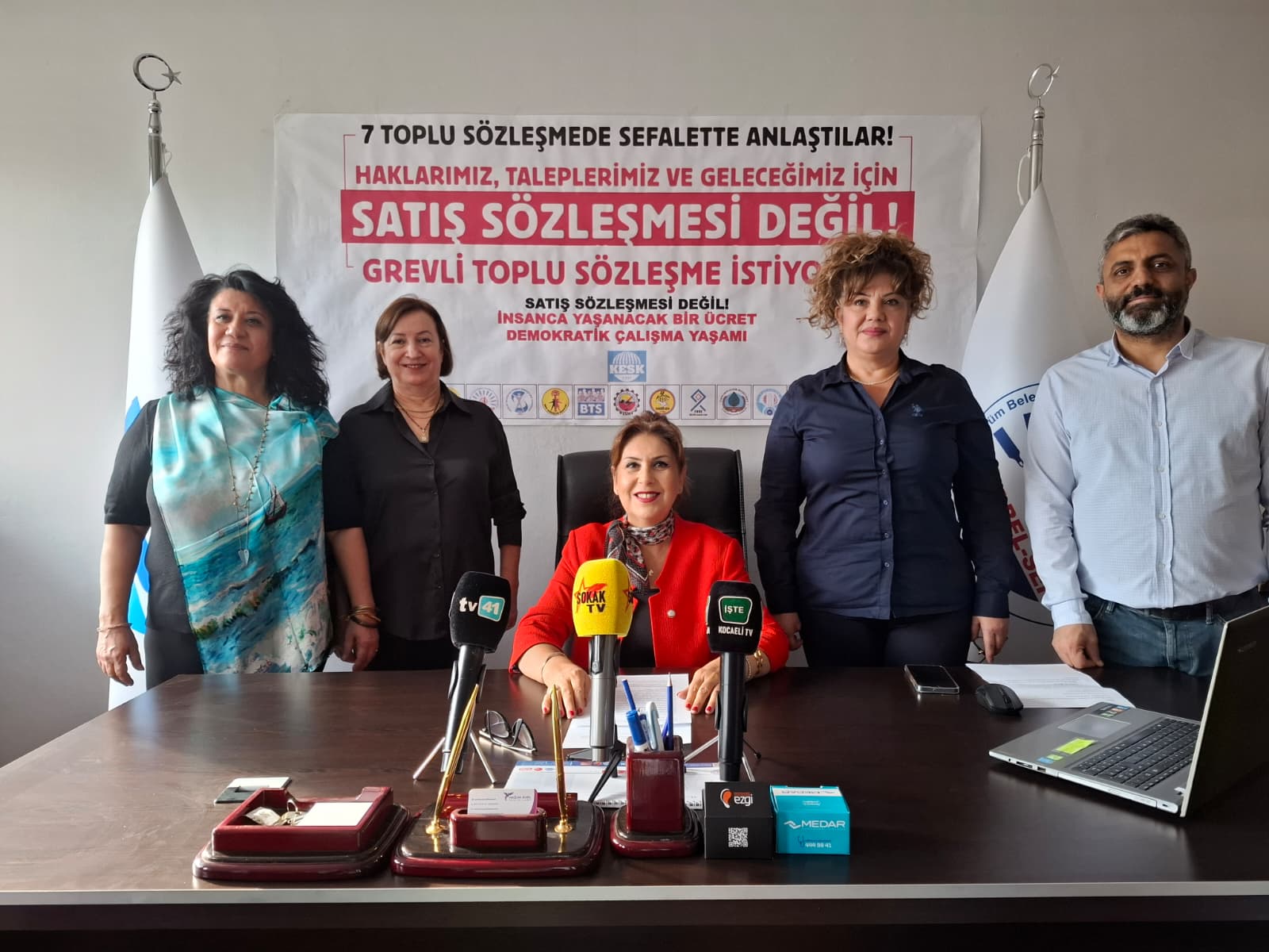 TÜM BEL-SEN, kuruluşunun 35. yılı dolayısıyla Kocaeli’de düzenlenen etkinlikle mücadele