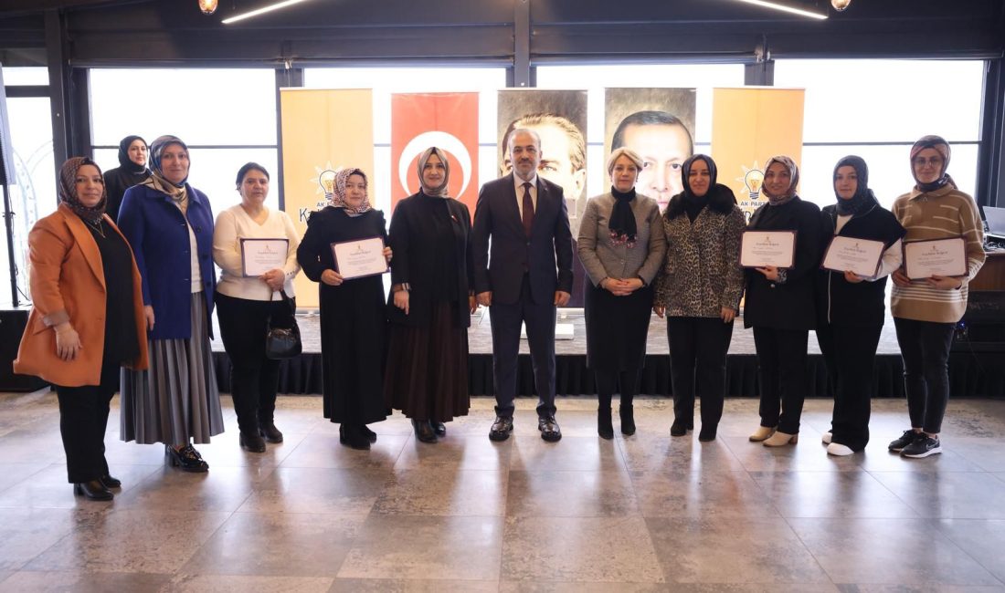 AK Parti Kocaeli İl Kadın Kolları, mahalle başkanlarının saha çalışmaları