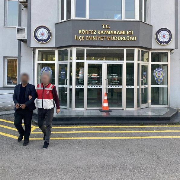 Kocaeli Emniyet Müdürlüğü ekipleri tarafından yürütülen çalışmalar kapsamında, hakkında kesinleşmiş