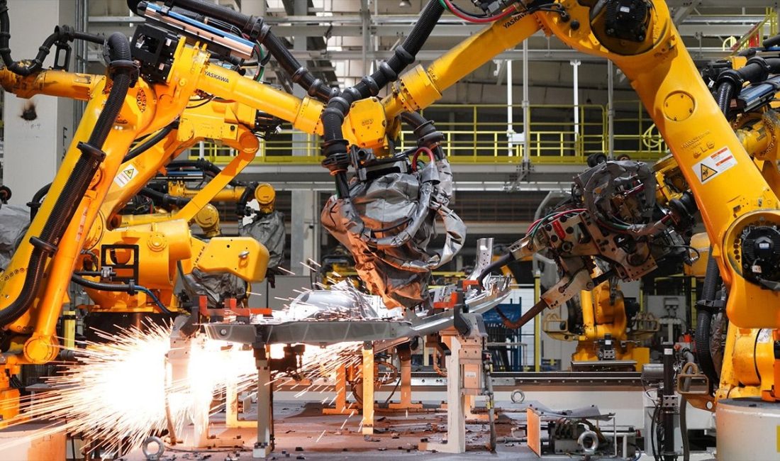 Kocaeli'nin Çayırova ilçesinde faaliyet gösteren bir otomotiv fabrikası, imzalanan toplu