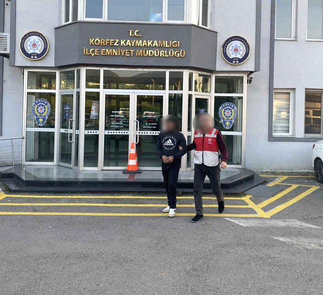 Kocaeli Emniyet Müdürlüğü ekipleri tarafından yürütülen çalışmalar kapsamında hakkında kesinleşmiş