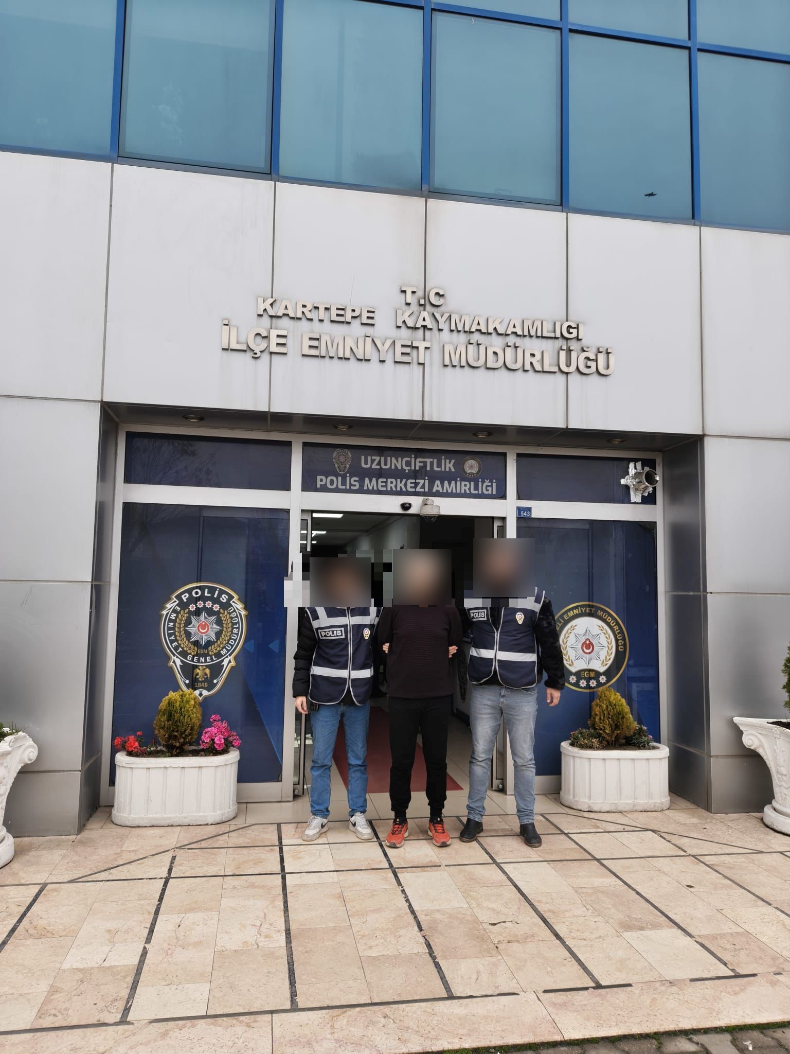 Kocaeli İl Emniyet Müdürlüğü ekipleri, FETÖ/PDY Silahlı Terör Örgütüne Üye